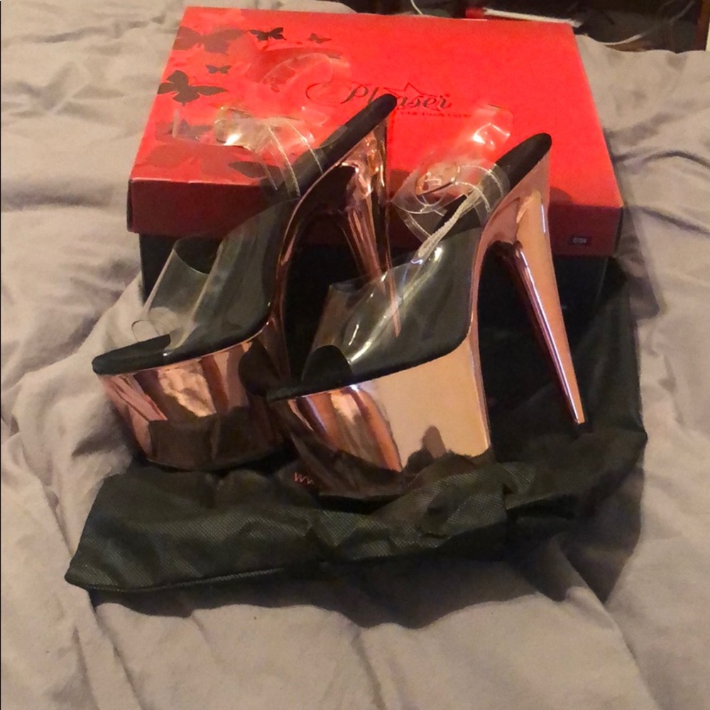 Pleaser Rose Gold ADO708 7 inch platform heels